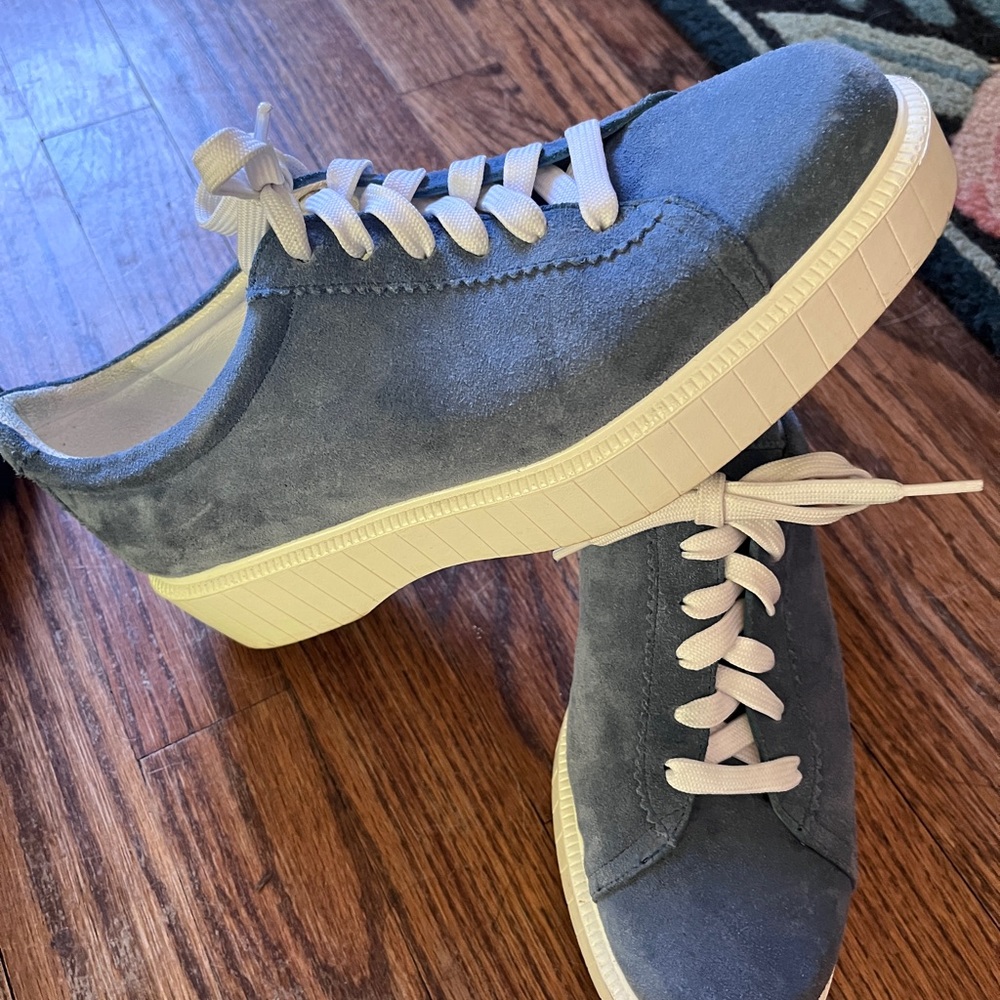 Robert Clergerie Suede Platform Sneaker